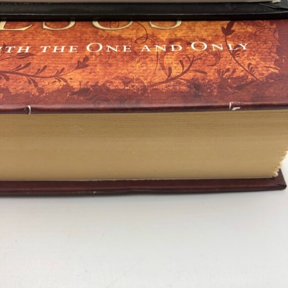 Beth Moore Set of 2 Hardback Christian Reflection Books Jesus and John - Picture 8 of 14